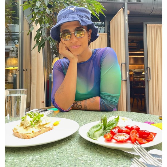 RUSSELL ATHLETIC • Navy Blue Terrorbird Media Terry Cloth Bucket Hat - Picture 14 of 16